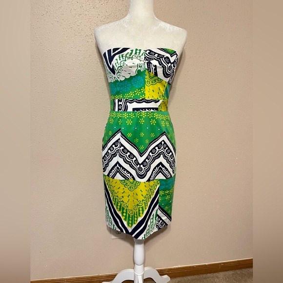Sz 4 Trina Turk Green & Blue Strapless Sheath Mini Dress Mixed Pattern - Picture 5 of 17